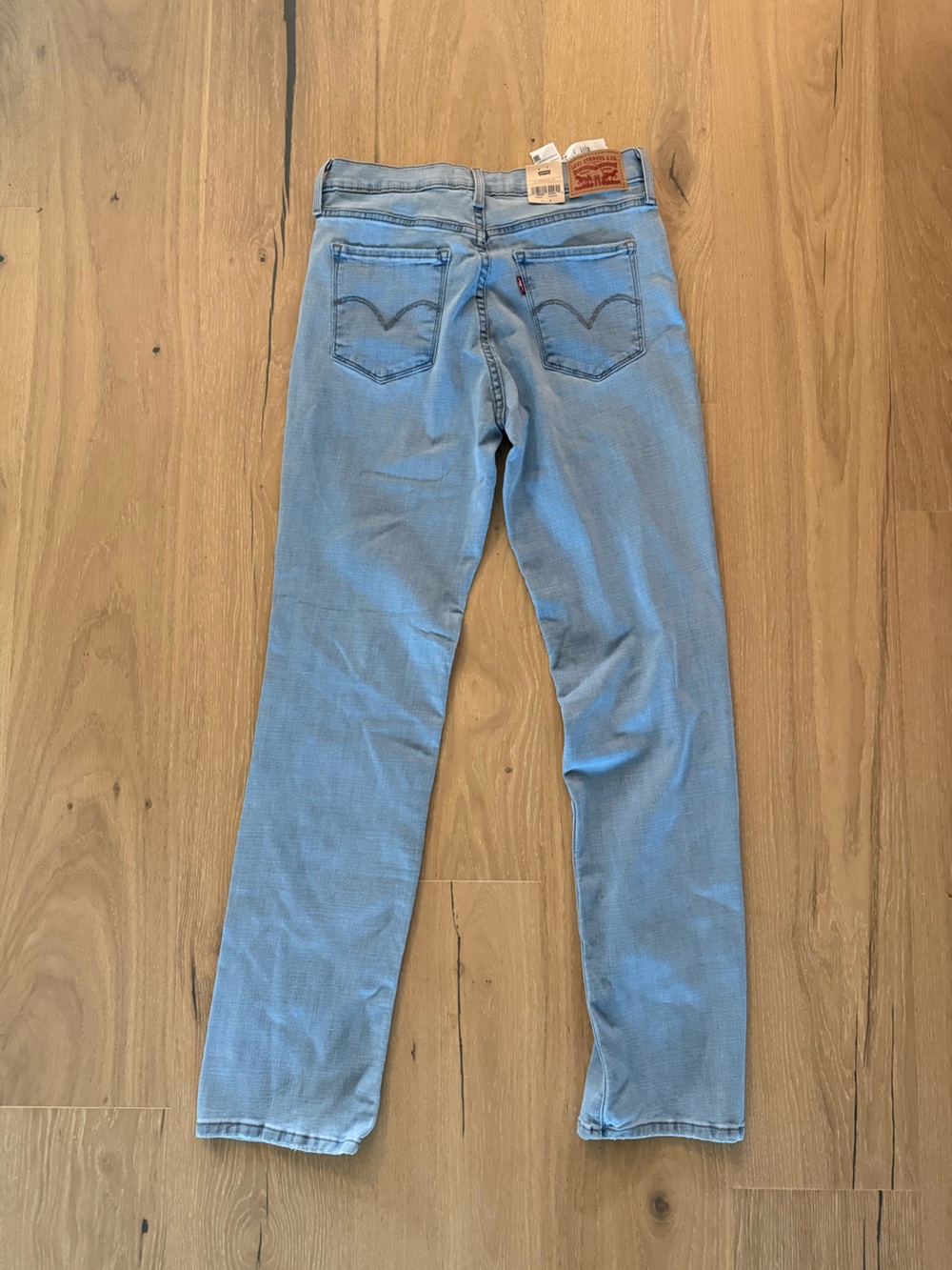 Levi's women's Shaping Straight 314 Jeans NWT size 8